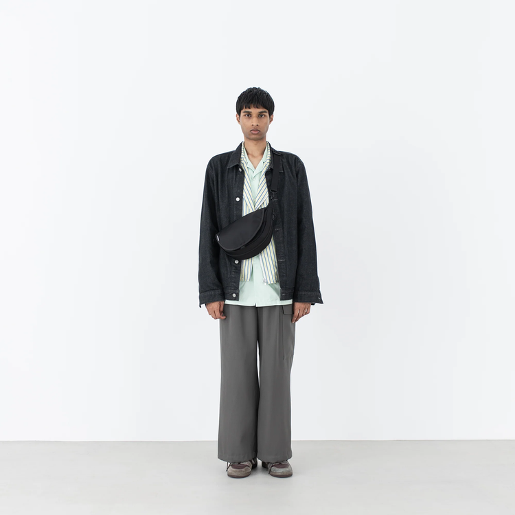 FADEN/ Destoryed U half moon bag「004_Janis」