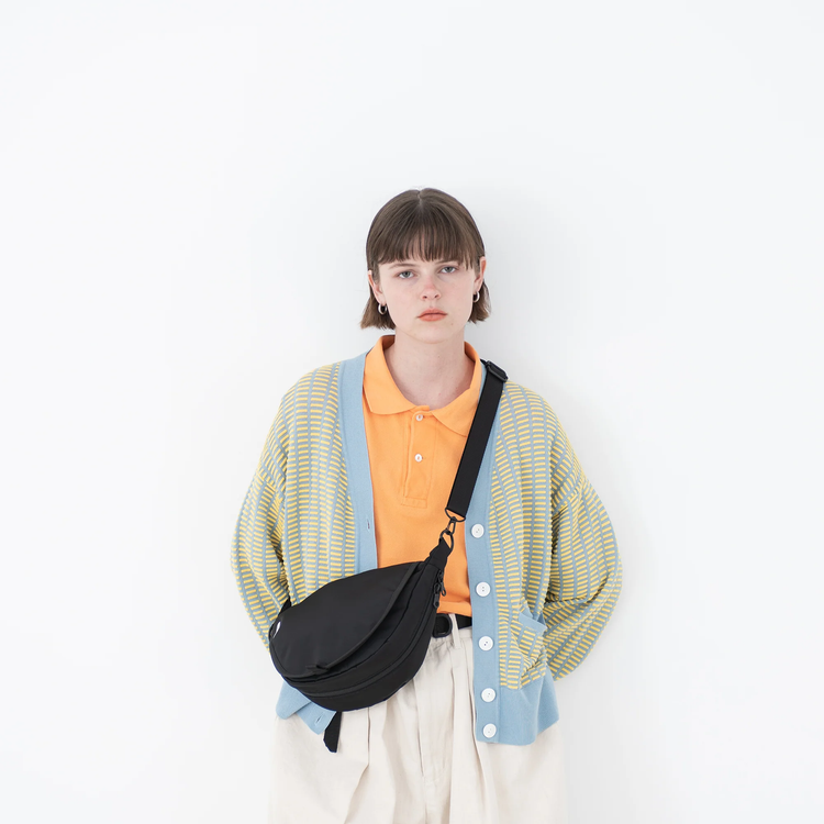 FADEN/ Destoryed U half moon bag「004_Janis」