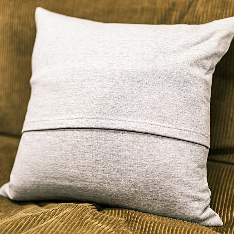 WORKERS  Cushion Cover/ Wild Cats