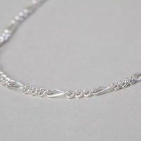 ERA. S&amp;C FLAT BANGLE