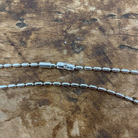 NL/ Yan  (necklace)
