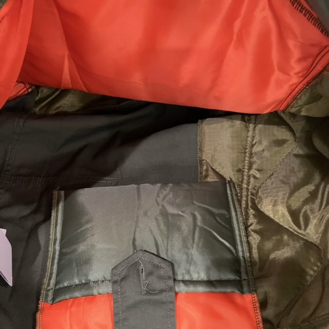 SUNNY SPORTS  /THRIFTY LOOK  / largel MA1 shoulder