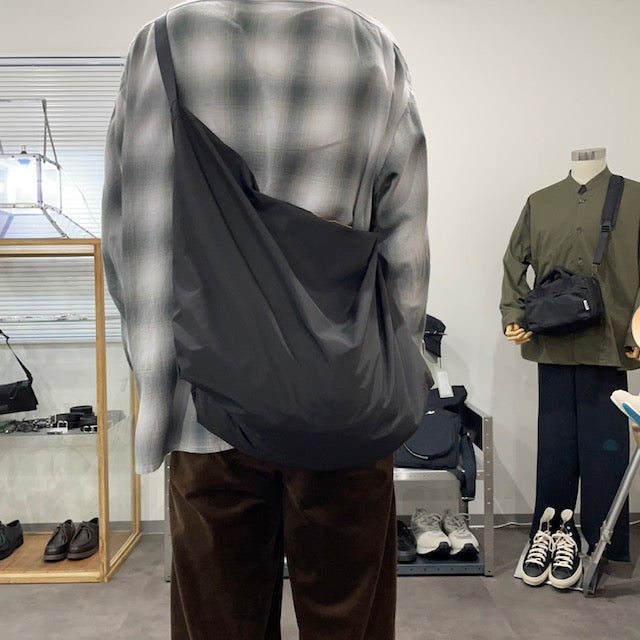 MEYAME / LIGHT BIG TOTE