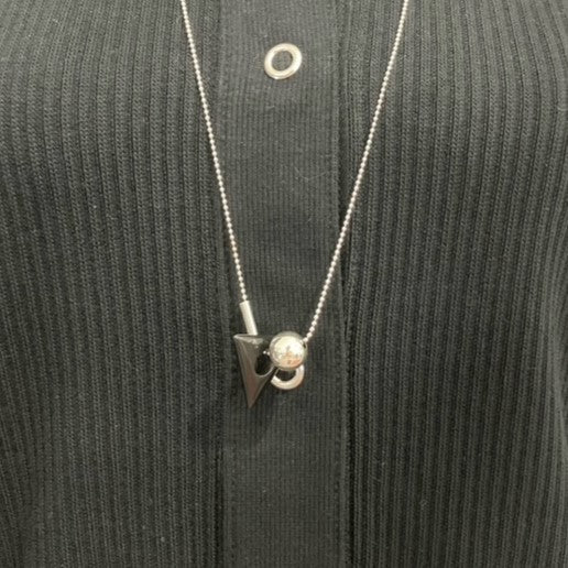 NL/ Yanis (Necklace)