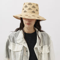 La Maison de Lyllis / VAUCHO