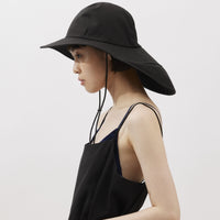 La Maison de Lyllis /  SHOOTING HAT