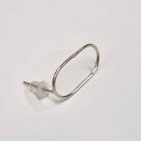tiinei / 標本ピアス　シルバー楕円（片耳）