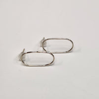 tiinei / 標本ピアス　シルバー楕円（片耳）