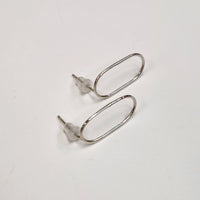 tiinei / 標本ピアス　シルバー楕円（片耳）