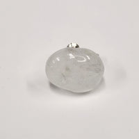 tiinei / 標本イヤリングガラス　-丸-（片耳） にごりライトグリーン