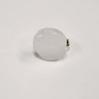 tiinei / 標本イヤリングガラス　-丸-（片耳） にごりホワイト