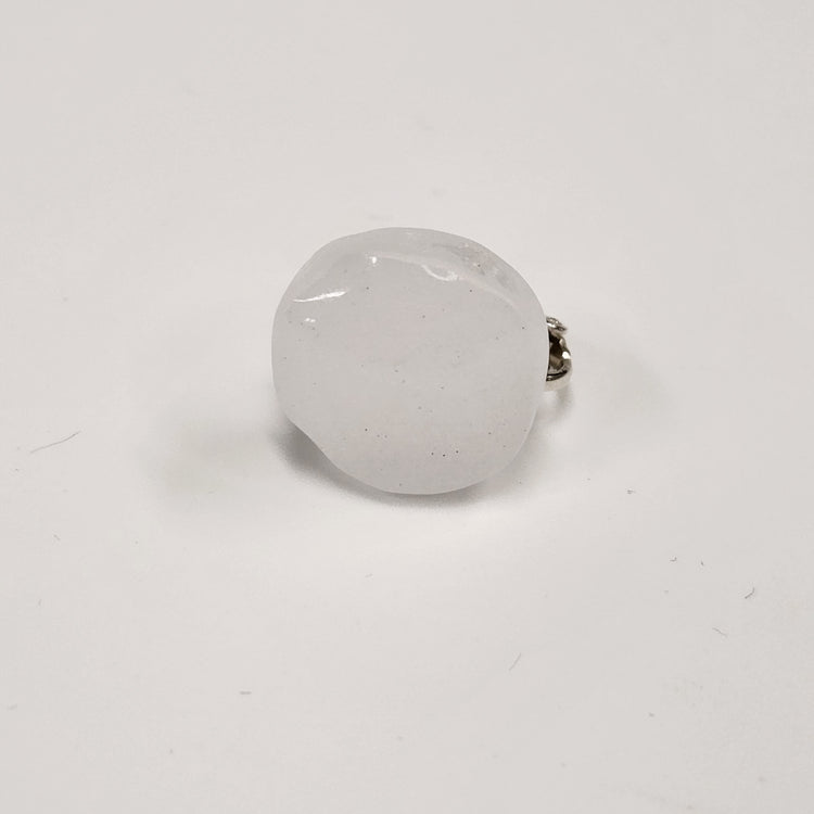 tiinei / 標本イヤリングガラス　-丸-（片耳） にごりホワイト