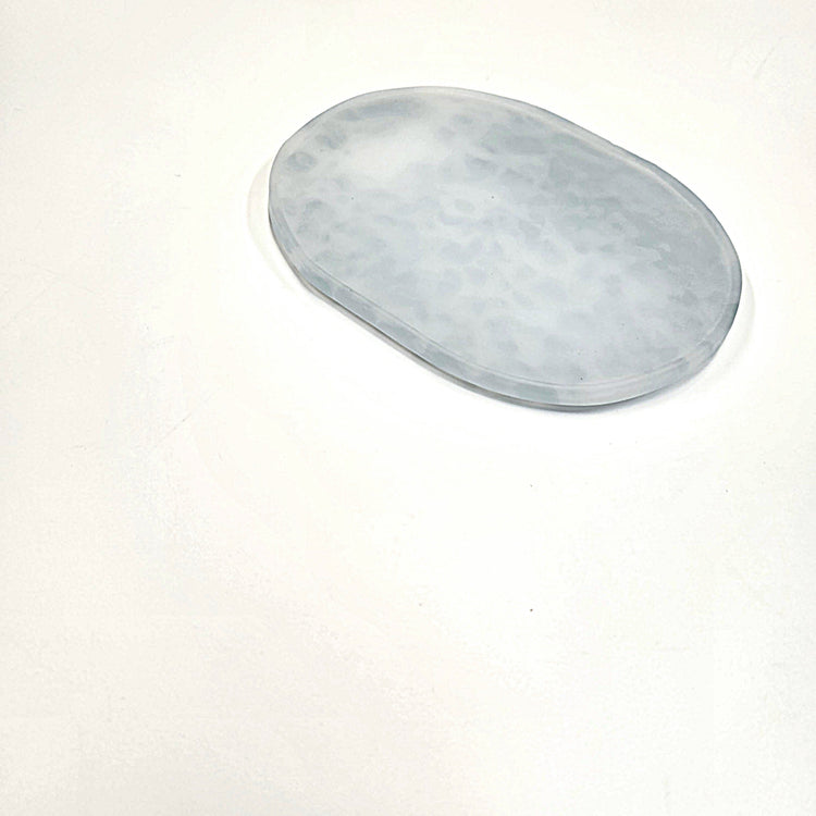 tiinei / オーバルプレート 大 にごりライトブルー